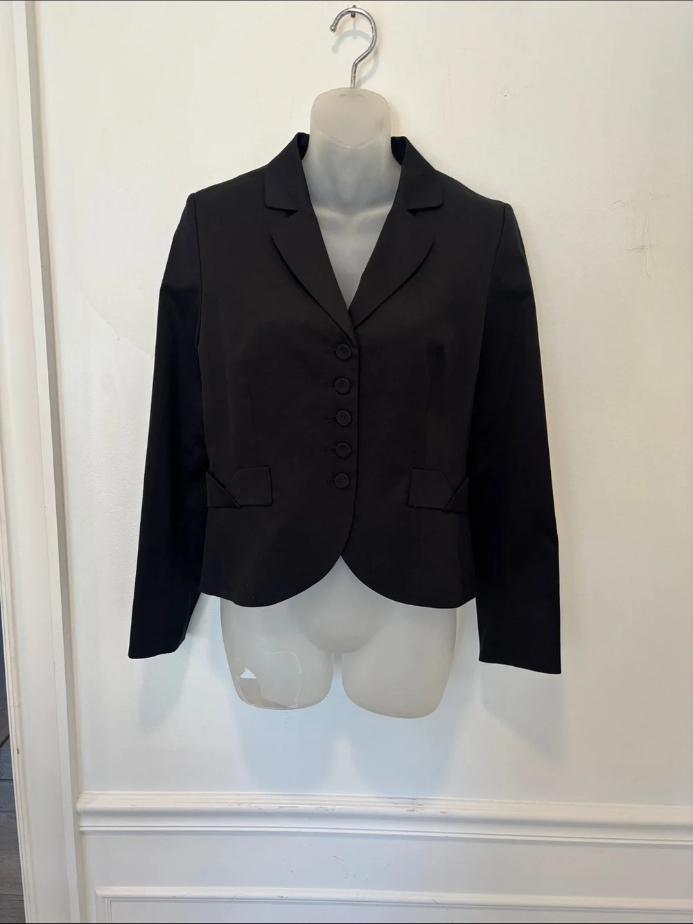 JOSEPH Classic Black 5 Button Tailored Jacket With Faux Pockets Size 2 France - Picture 2 of 8